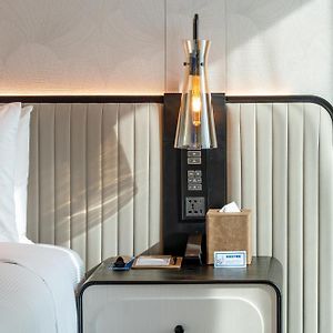 Premium King Room