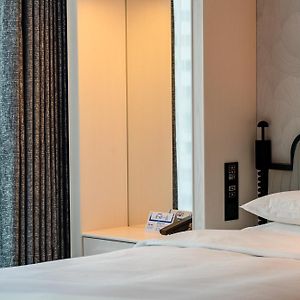 Executive King Room